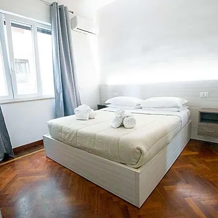 Hall In Bed & Breakfast 4*