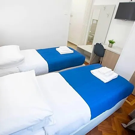 Bed & Breakfast Hall In