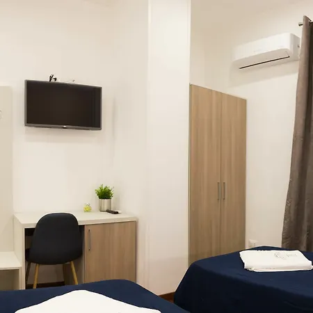 Nocleg ze śniadaniem Hall In 4*