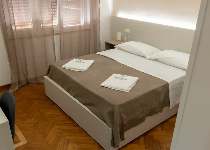 Bed and Breakfast Hall In 4*