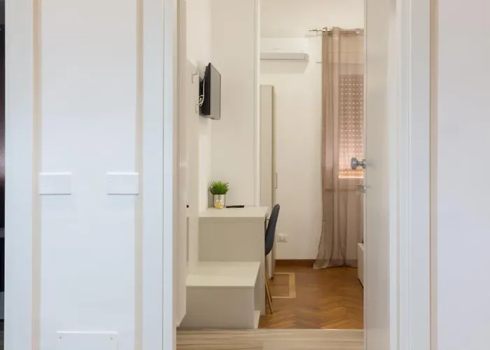 Bed & Breakfast Hall In 4*